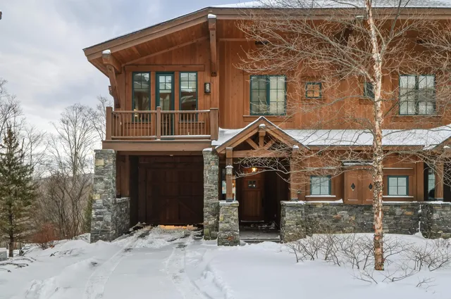 $3,700,000 | 43 Nosedive Drive, Unit 5, Stowe, VT 05672