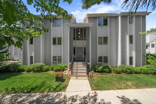 $395,000 | 720 Centre Place, Unit 20, Traverse City, MI 49686
