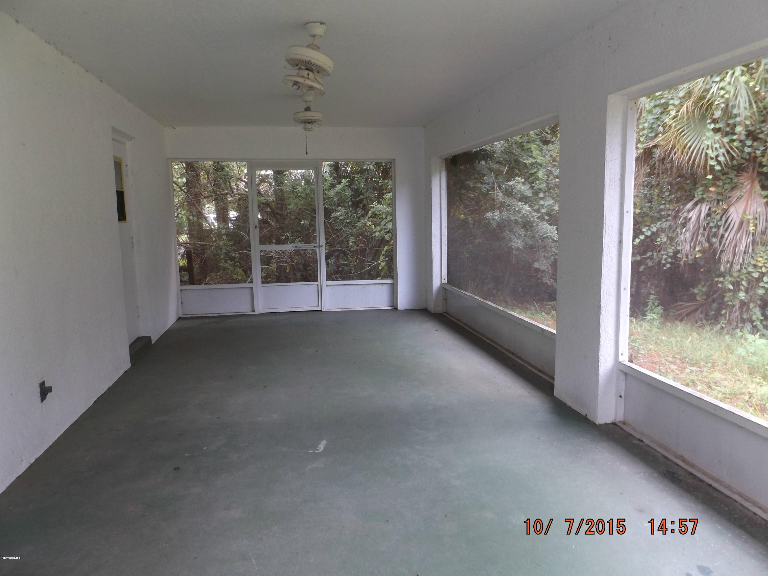 285 Northwest Valencia Road Melbourne, FL 32904 - Photo 13 of 15 DSCF8388