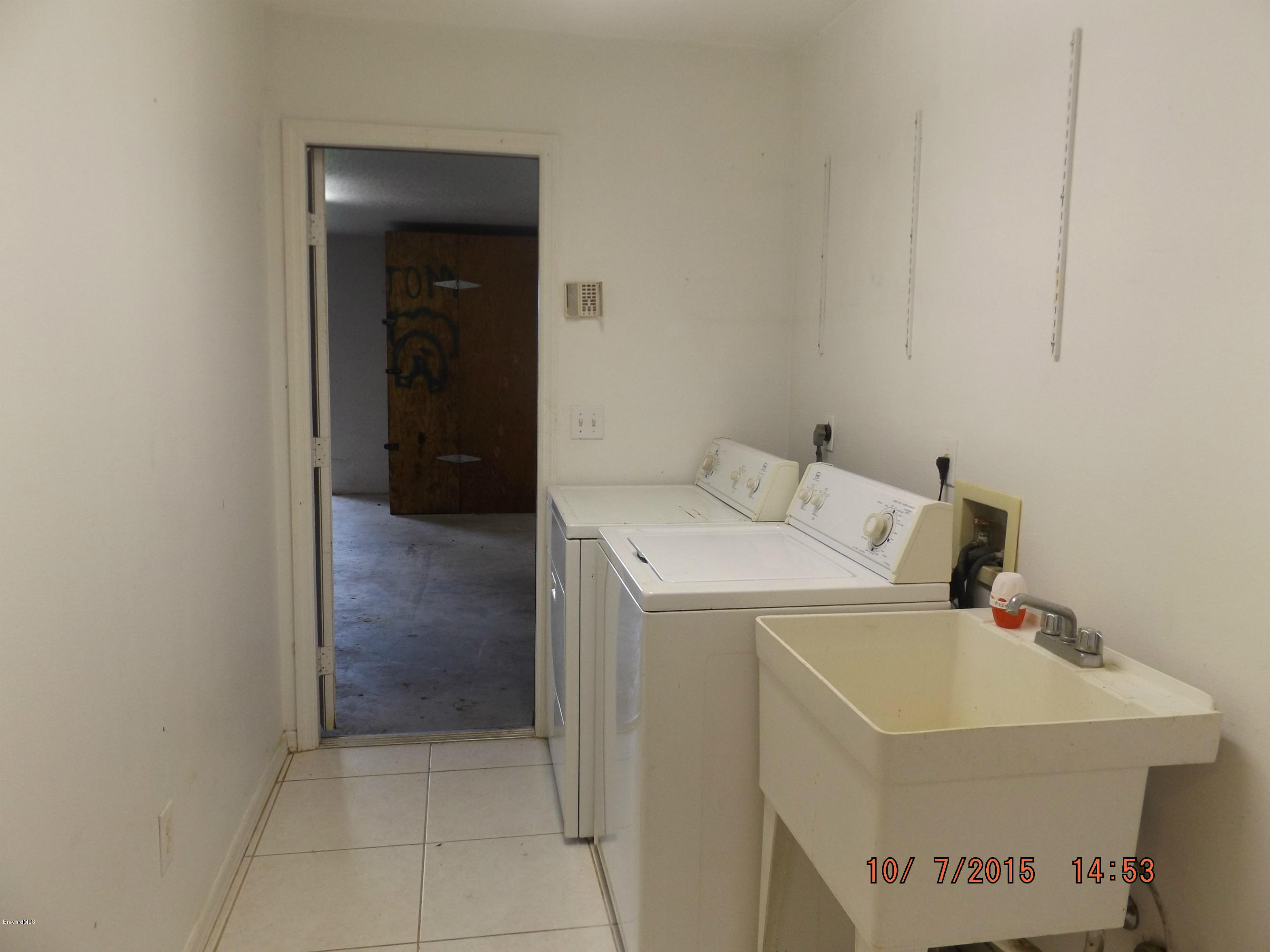 285 Northwest Valencia Road Melbourne, FL 32904 - Photo 14 of 15 DSCF8379