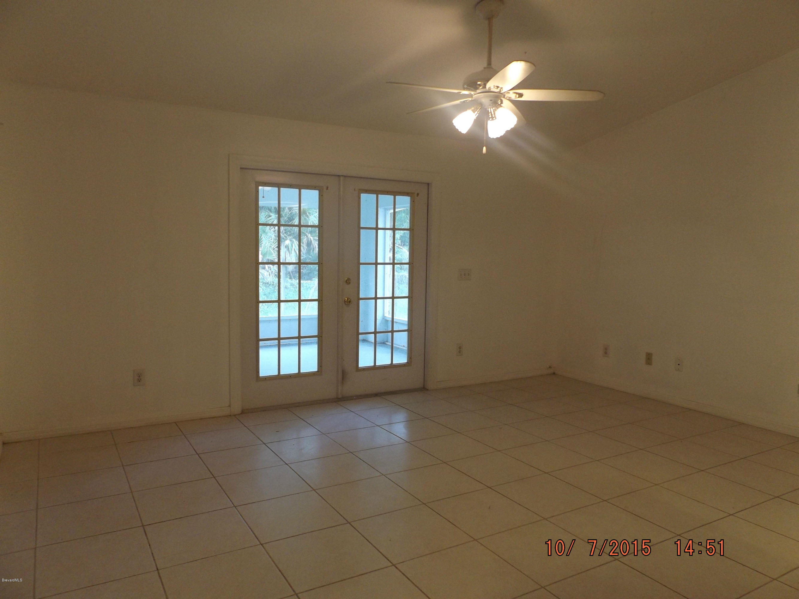 285 Northwest Valencia Road Melbourne, FL 32904 - Photo 5 of 15 DSCF8373