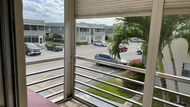 $2,100 | 510 Flanders P, Delray Beach, FL 33484