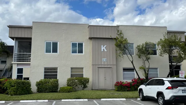 $2,100 | 510 Flanders P, Delray Beach, FL 33484