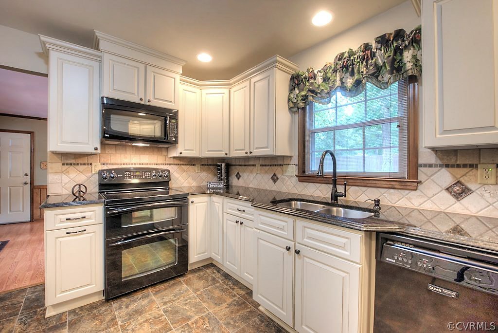 3921 Belspring Road Chester, VA 23831 - Photo 16 of 46