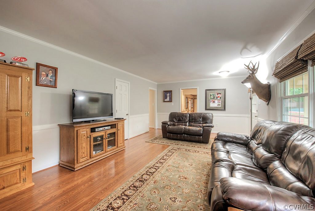 3921 Belspring Road Chester, VA 23831 - Photo 20 of 46