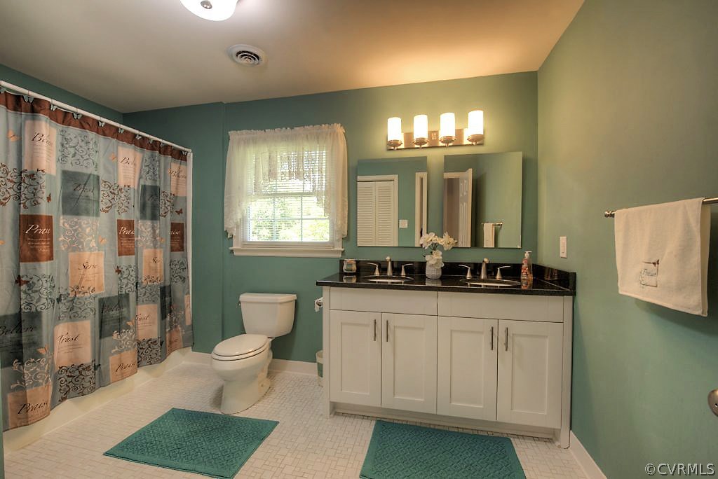 3921 Belspring Road Chester, VA 23831 - Photo 24 of 46