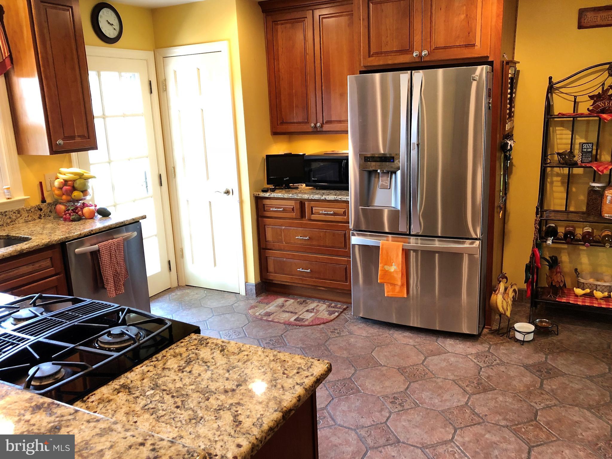 2075 Greenbriar Road York, PA 17404 - Photo 23 of 59 Gallery Image 23