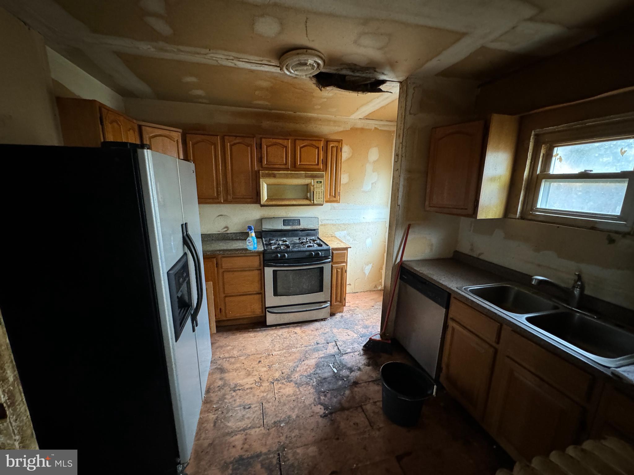 4422 Forest View Avenue Baltimore, MD 21206 - Photo 12 of 30