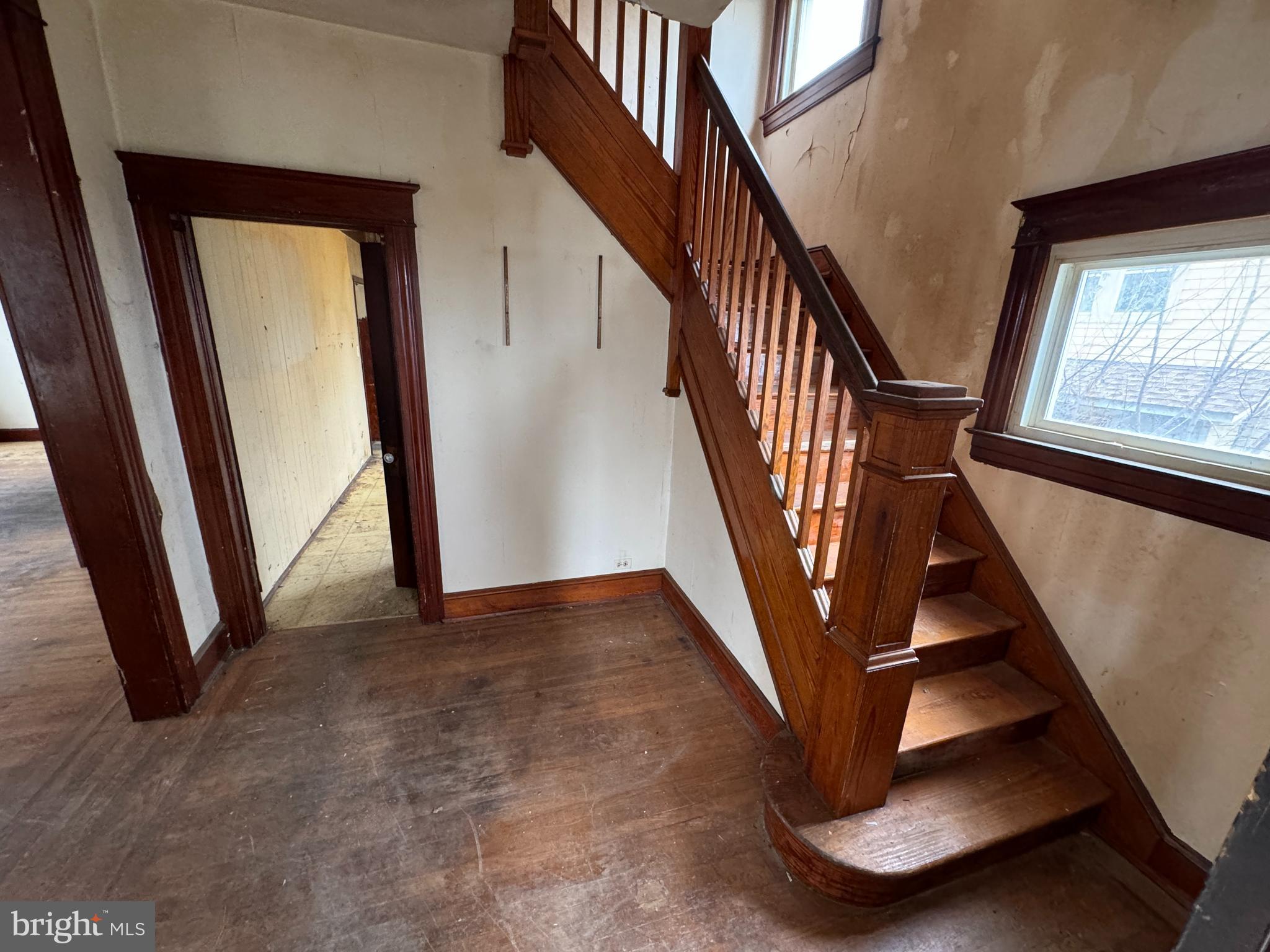 4422 Forest View Avenue Baltimore, MD 21206 - Photo 3 of 30