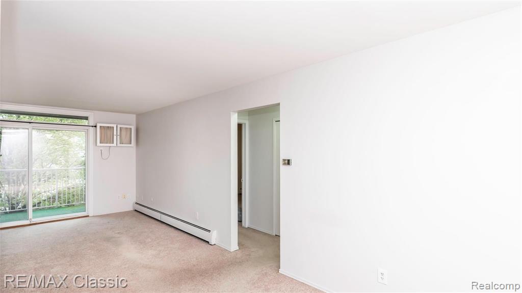 4905 Crooks Road, Unit B4 Royal Oak, MI 48073 - Photo 22 of 36
