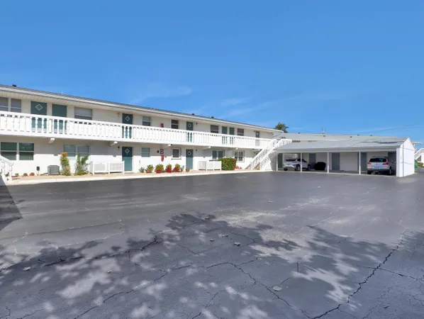 a view of an outdoor space