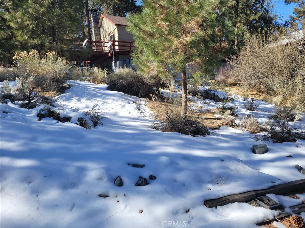 0 Blackbird Road Wrightwood, CA 92397 - Photo 11 of 13 a view of a backyard of the house