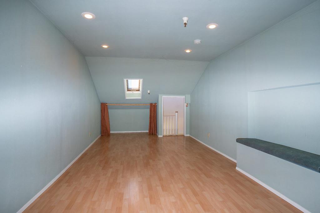 532 Monterey Road Pacifica, CA 94044 - Photo 22 of 41 a view of a livingroom with a dishwasher and cabinets