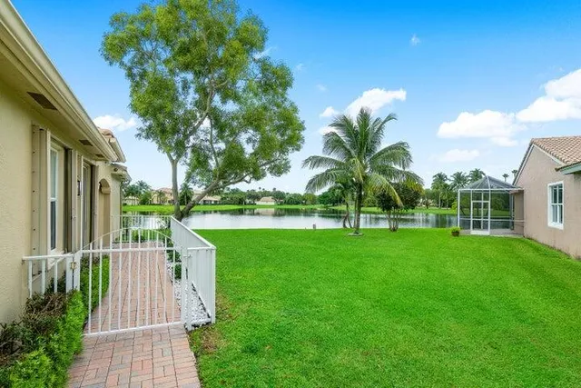 a view of outdoor space