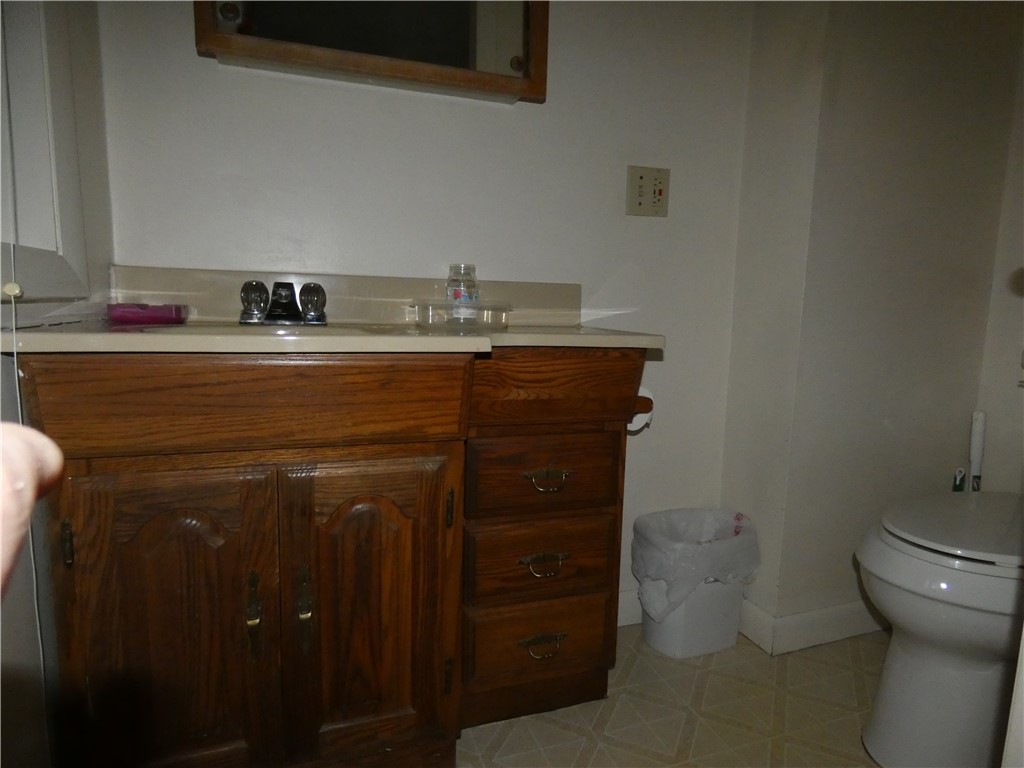 230 Douglas Road Warwick, RI 02886 - Photo 11 of 22