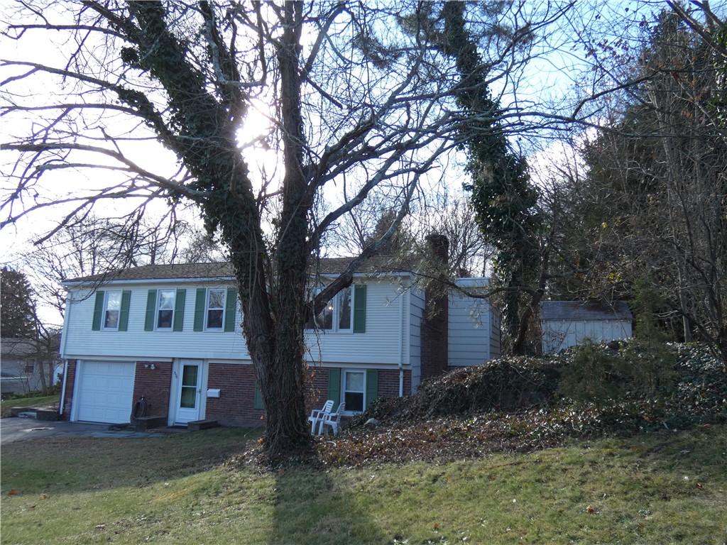 230 Douglas Road Warwick, RI 02886 - Photo 2 of 22