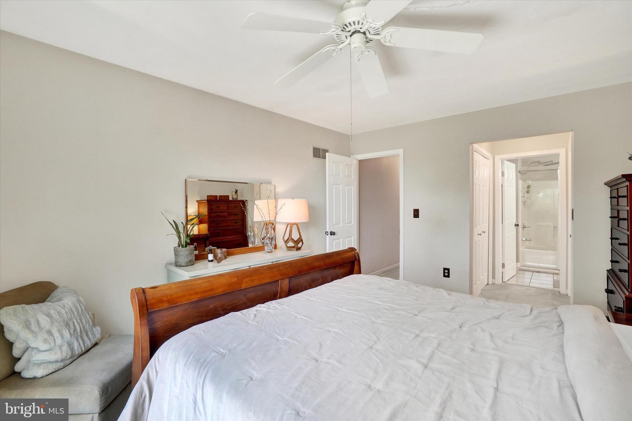 20 Greenleaf Road York, PA 17406 - Photo 12 of 28 Gallery Image 12