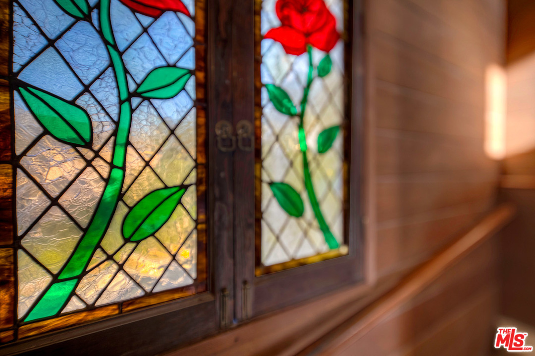 249 Fowling Street Playa del Rey, CA 90293 - Photo 34 of 40 a window of a house