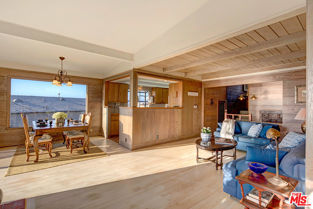 249 Fowling Street Playa del Rey, CA 90293 - Photo 9 of 40 a living room with furniture and wooden floor