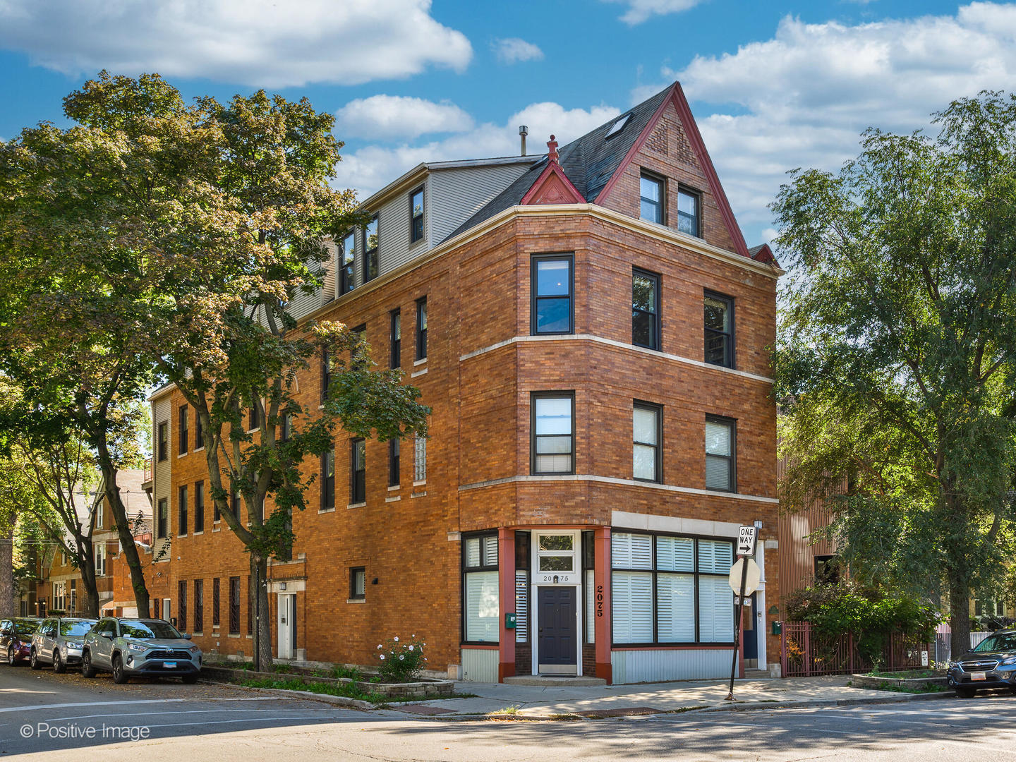 2075 North Oakley Avenue, Unit 3F Chicago, IL 60647 - Photo 1 of 24 a front view of a building