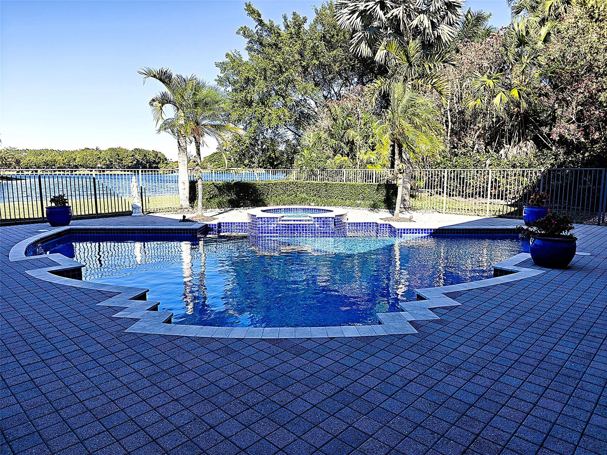 2939 Paddock Lane Weston, FL 33331 - Photo 69 of 86 Photo 68