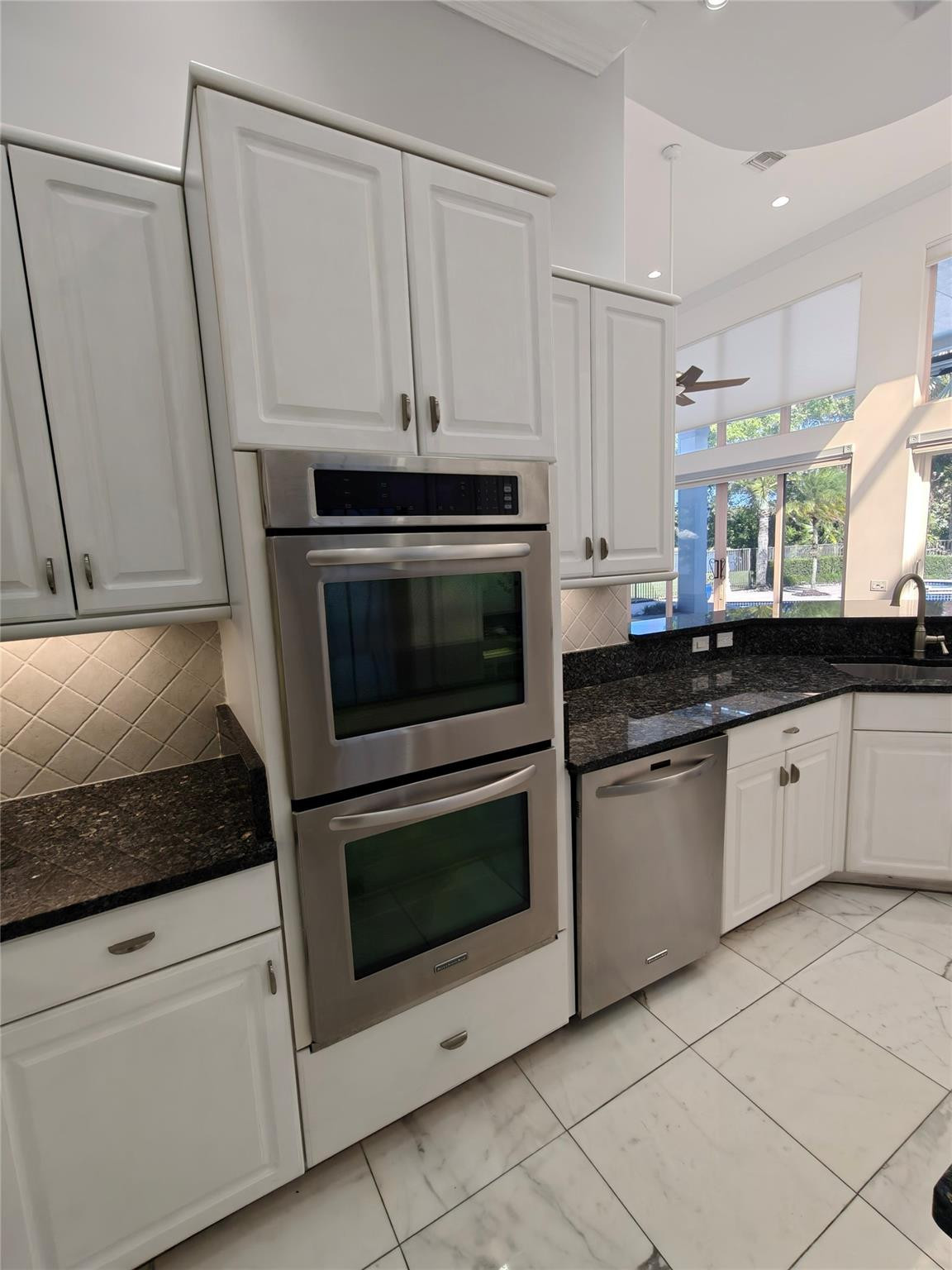 2939 Paddock Lane Weston, FL 33331 - Photo 7 of 86 Photo 7
