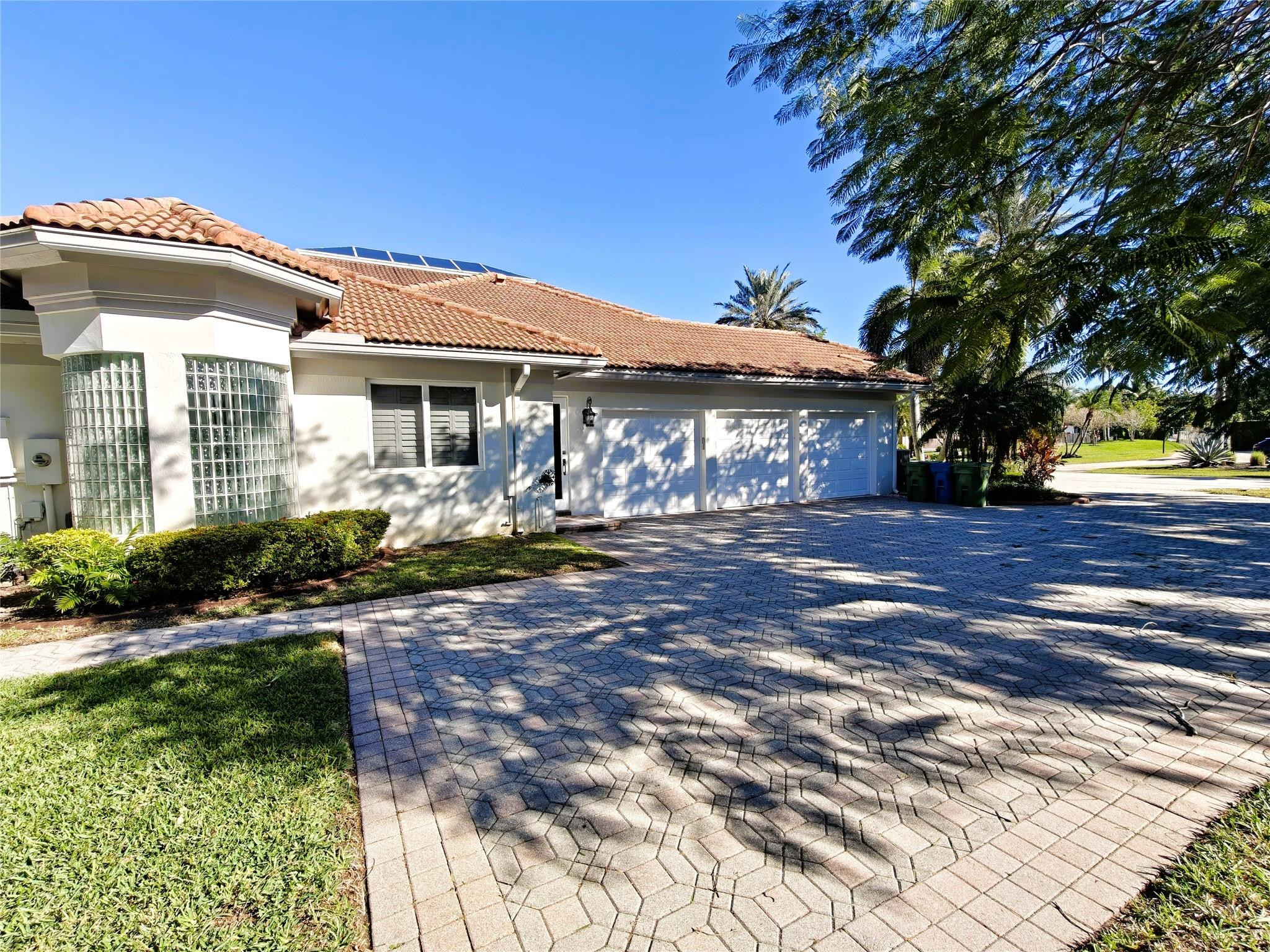 2939 Paddock Lane Weston, FL 33331 - Photo 77 of 86 Photo 77