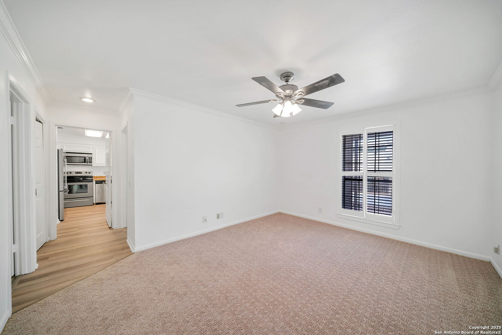 8415 Fredericksburg Road, Unit 704 San Antonio, TX 78229 - Photo 20 of 30 a view of an empty room with a window