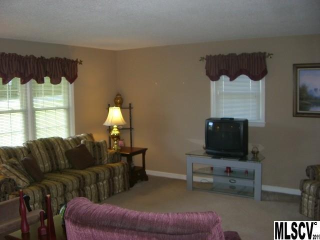5569 Grace Chapel Road Hickory, NC 28601 - Photo 2 of 12 Gallery Image 2