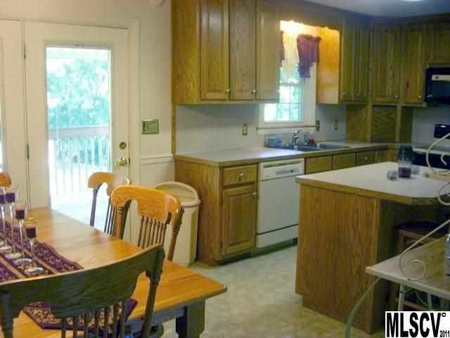 5569 Grace Chapel Road Hickory, NC 28601 - Photo 6 of 12 Gallery Image 6
