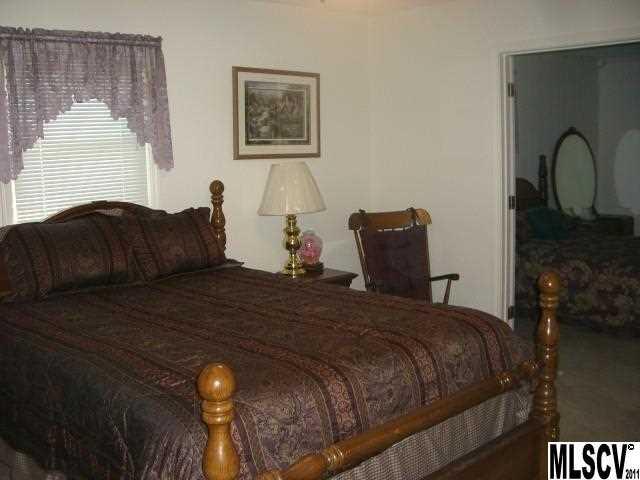 5569 Grace Chapel Road Hickory, NC 28601 - Photo 8 of 12 Gallery Image 8