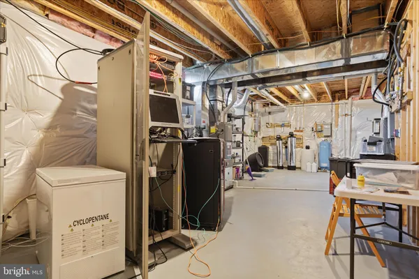 $1,350,000 | 17330 Harmony Vista Drive, Hamilton, VA 20158