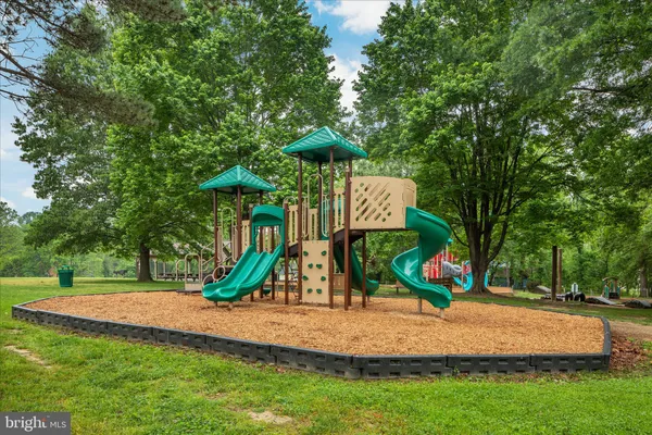$1,350,000 | 17330 Harmony Vista Drive, Hamilton, VA 20158