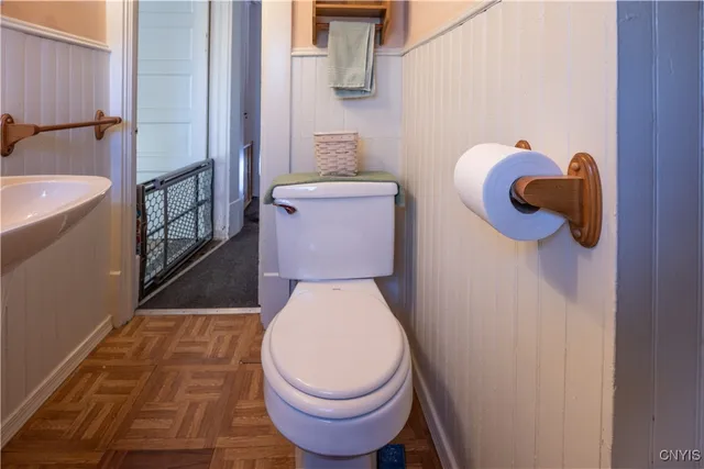 $139,900 | 22 East Spofford Avenue, Dolgeville, NY 13329