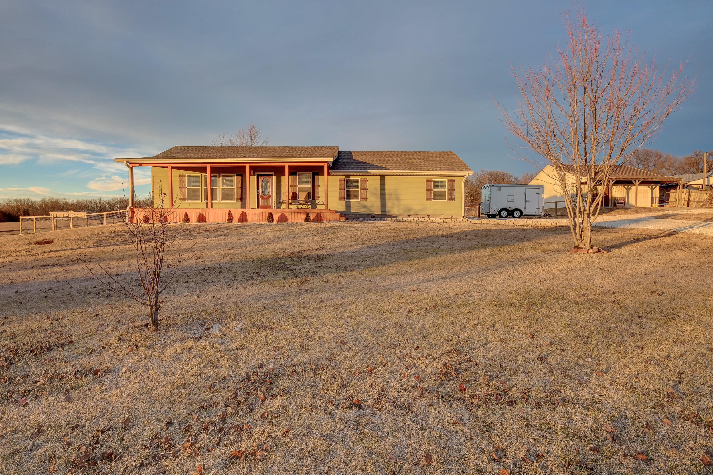 22381 Hawthorne Road Webb City, MO 64870 - Photo 1 of 1 22381 Hawthorne Road Webb City Missouri