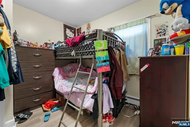 a room with furniture and flowers