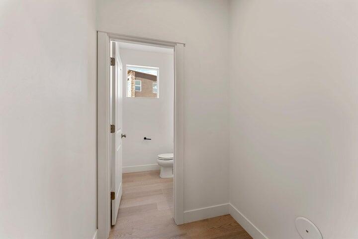 517 West Olive Lane St. George, UT 84790 - Photo 6 of 29 Mud Room