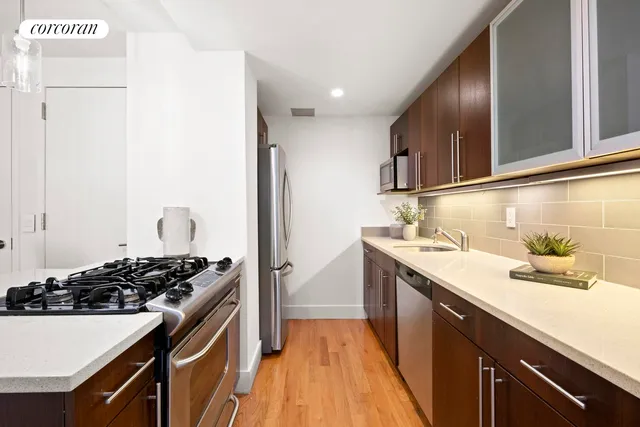 $1,295,000 | 457 Atlantic Avenue, Unit 2A | Boerum Hill