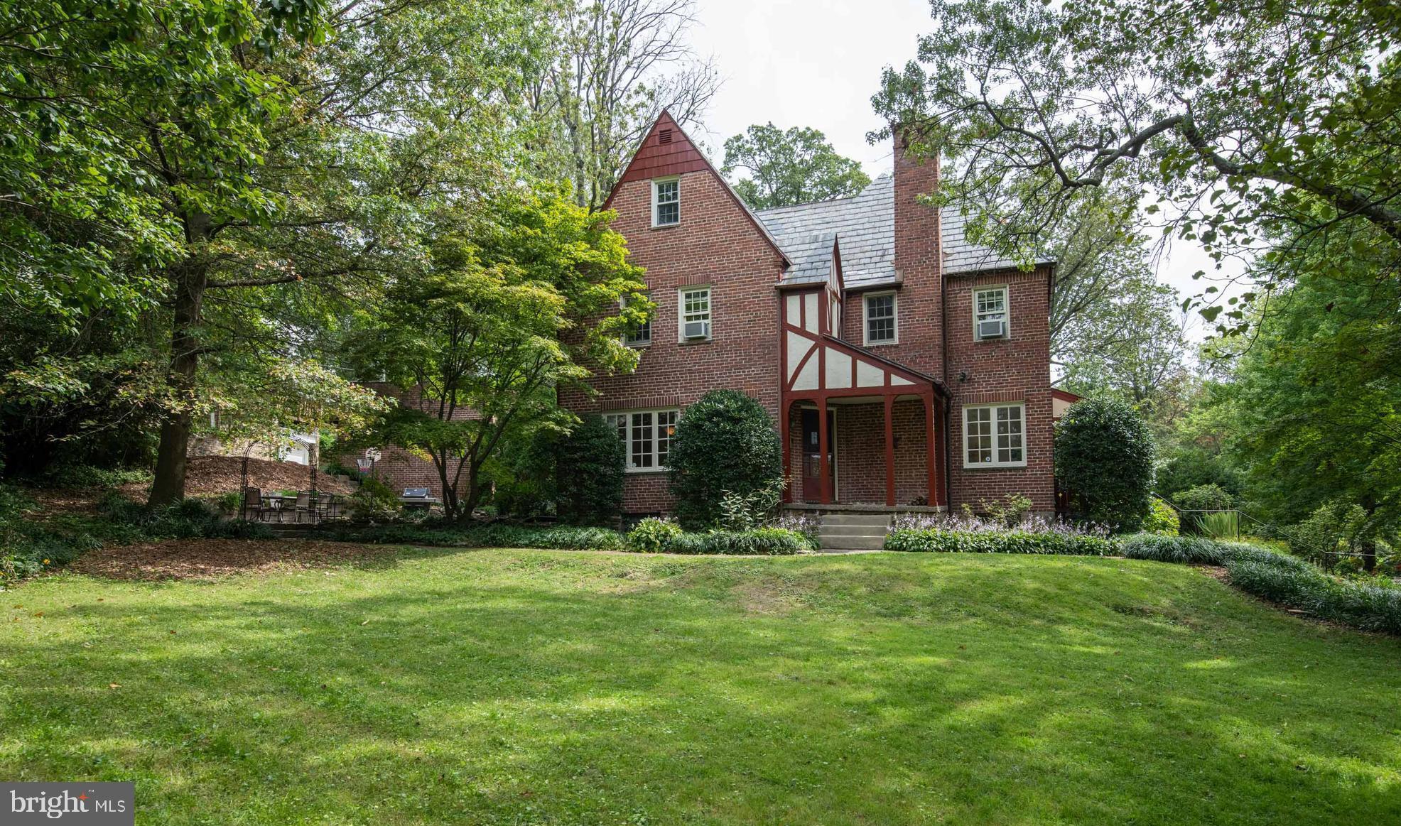 4123 Westview Road Baltimore, MD 21218 - Photo 1 of 39 FRONT/SIDE VIEW