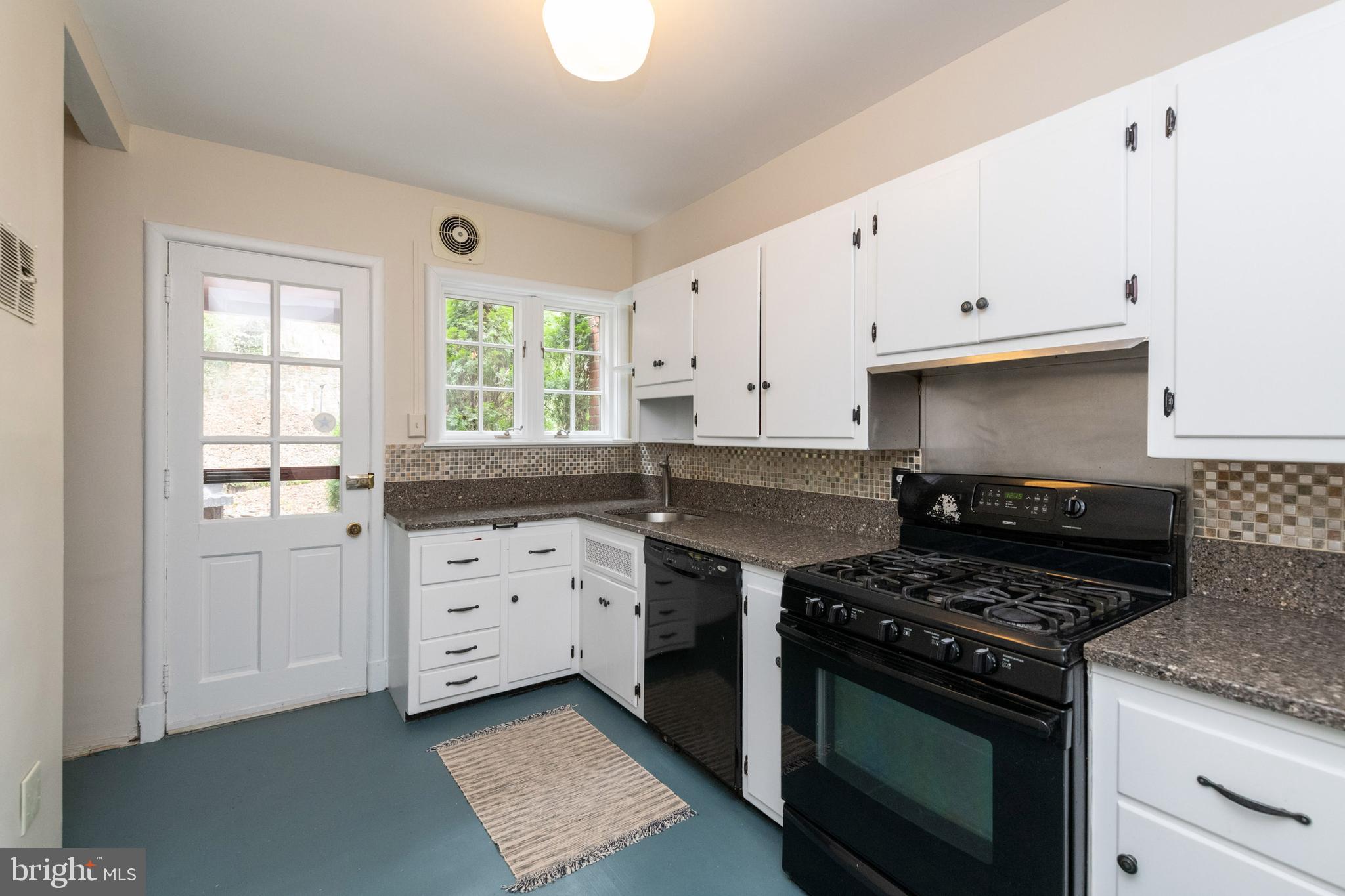 4123 Westview Road Baltimore, MD 21218 - Photo 10 of 39 KITCHEN VIEW 1
