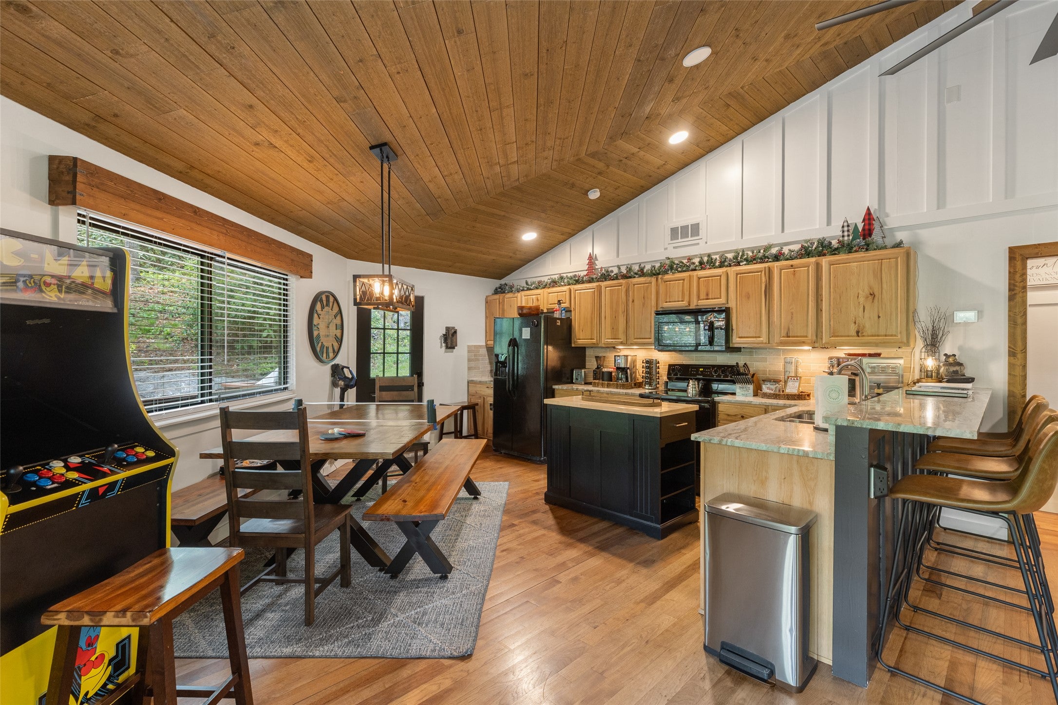 205 Skyline Lodge Road Highlands, NC 28741 - Photo 10 of 27 Gallery Image 10