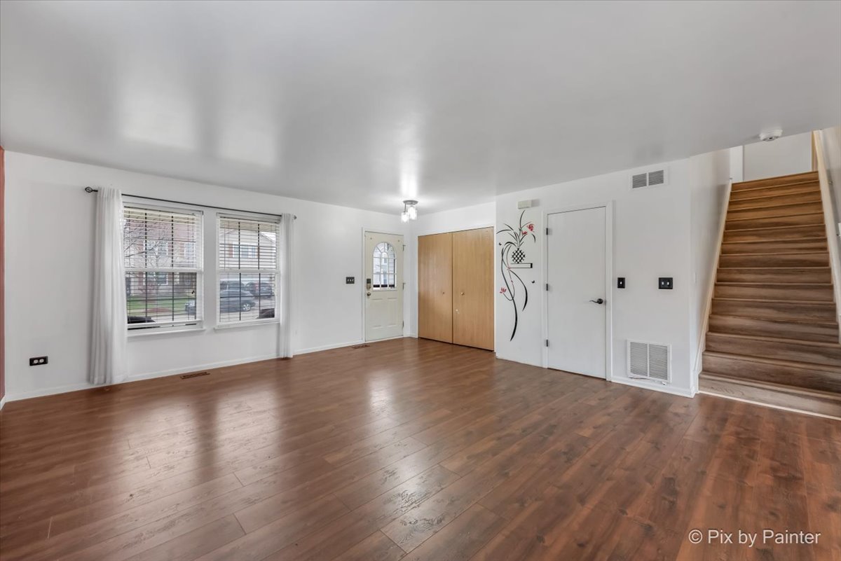 1305 Reed Road Zion, IL 60099 - Photo 6 of 32 Gallery Image 6