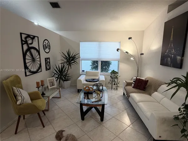 $4,200 | 10390 Utopia Circle East, Unit 10390, Boynton Beach, FL 33437
