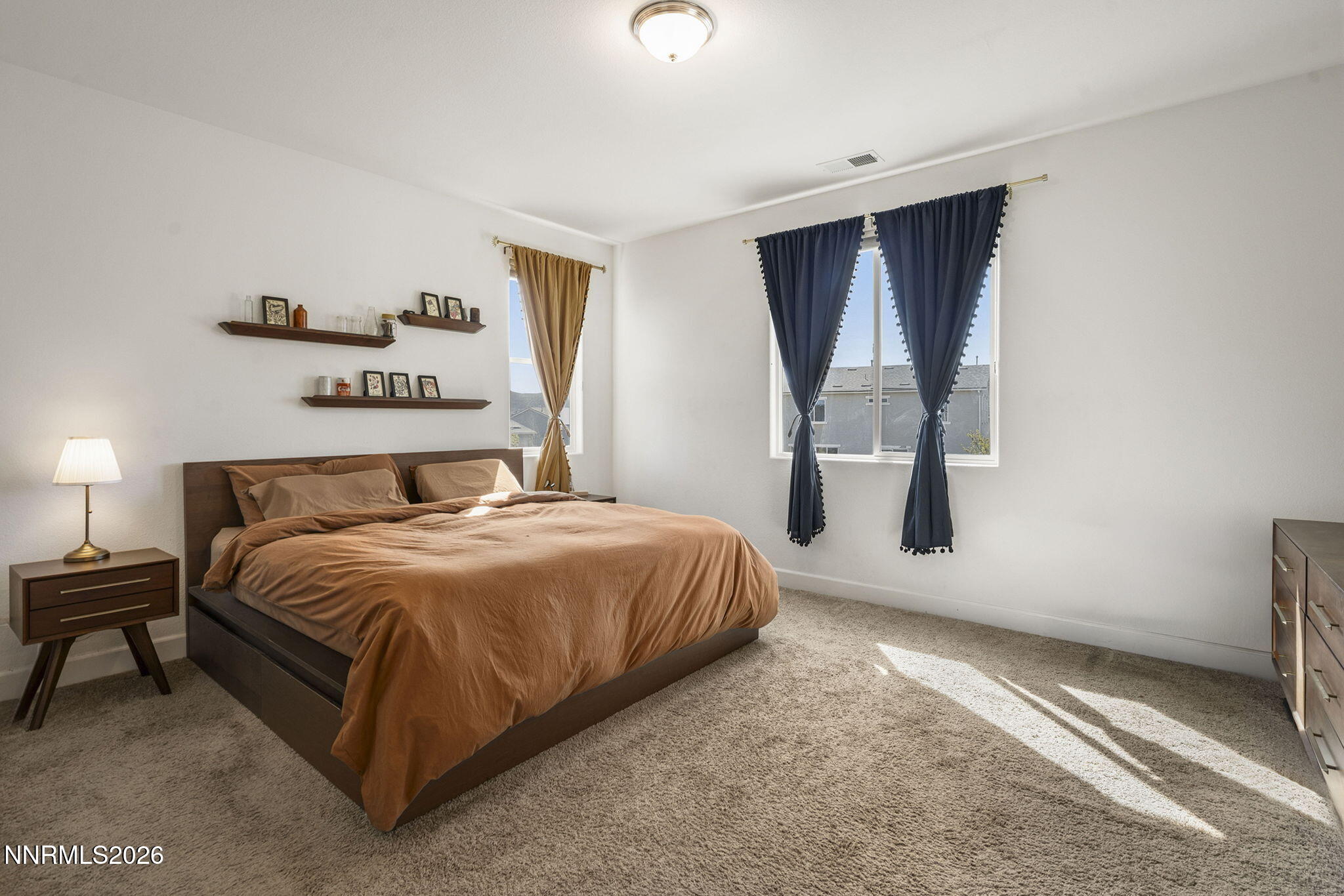 9338 Pond Court Reno, NV 89506 - Photo 12 of 33 5-web-or-mls-_DSC0027