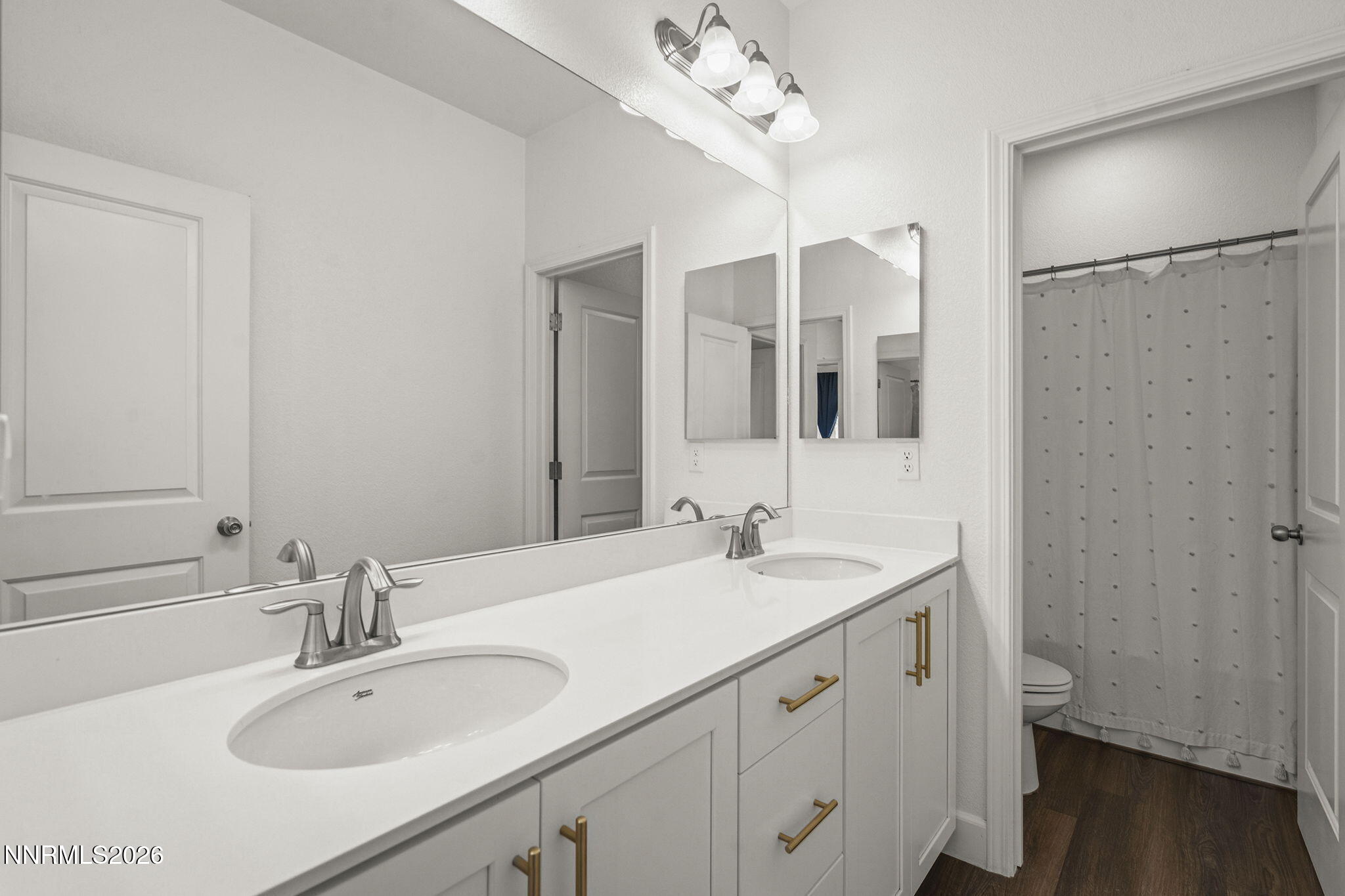 9338 Pond Court Reno, NV 89506 - Photo 16 of 33 19-web-or-mls-_DSC0042