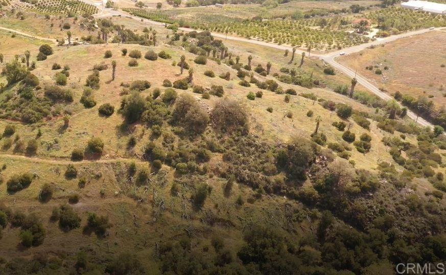 42210 El Calamar Road Temecula, CA 92590 - Photo 1 of 1 a view of a dry yard