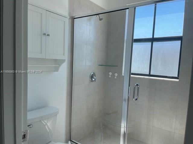 Hialeah Hialeah, FL 33018 - Photo 21 of 39