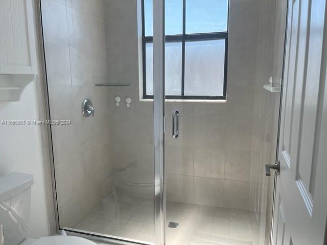 Hialeah Hialeah, FL 33018 - Photo 22 of 39