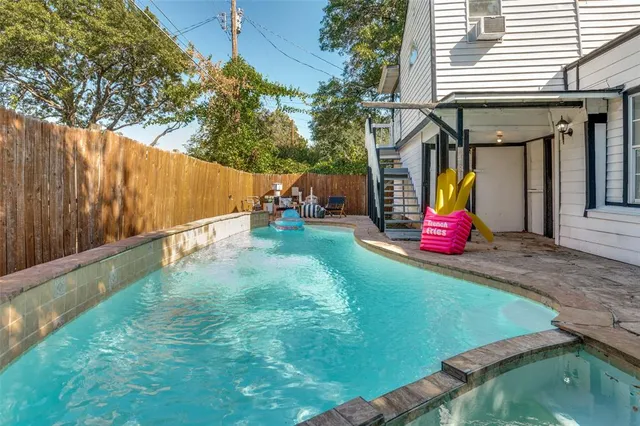 a view of outdoor space