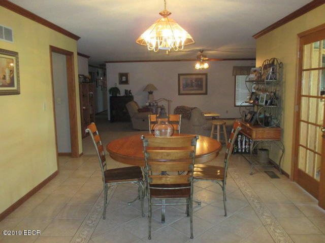 1154 Schwartz Road Centralia, IL 62801 - Photo 16 of 50